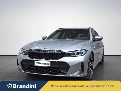 Usata BMW 320 M Sport 190 CV (139 kW) 2023 Skyscraper grey metallic Station wagon
