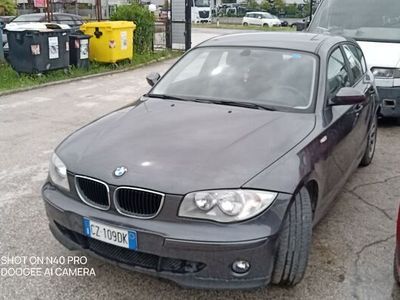 usata BMW 116 Serie 1 i Tagliandata con distribuzione nuova.