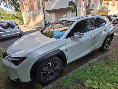 usata Lexus UX 200 250h 2.0 Luxury 2wd cvt my20