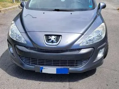 Usata Peugeot 308 120 CV (88 kW) 2008 Berlina