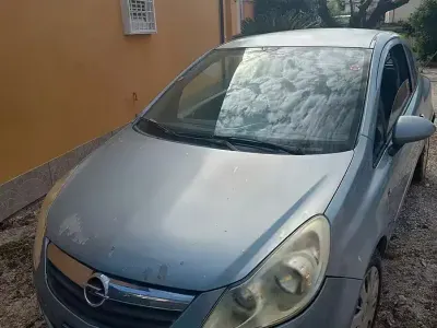 Usata Opel Corsa 60 CV (44 kW) 2008 Utilitaria