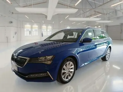 Usata Skoda Superb Executive 156 CV (114 kW) 2021 Blu Station wagon