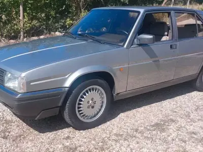 Usata Alfa Romeo 90 Quadrifoglio 156 CV (114 kW) 1985 Berlina