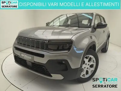 Nuova Jeep Avenger Altitude 101 CV (74 kW) 2025 Grigio SUV