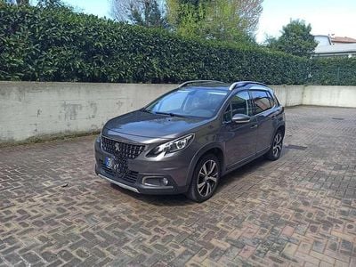 Usata Peugeot 2008 Allure 99 CV (72 kW) 2018 Grigio SUV