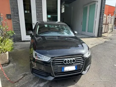 Usata Audi A1 Sportback 90 CV (66 kW) 2016 Nero Utilitaria