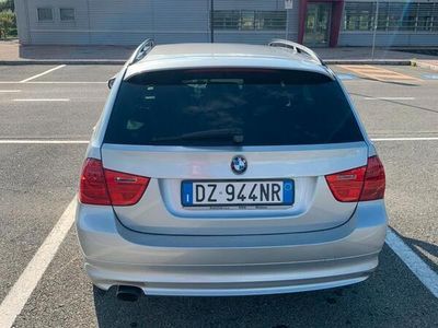 Usata BMW 320 177 CV (130 kW) 2009 Grigio Station wagon