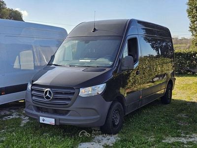 Usata Mercedes Sprinter 114 CV (83 kW) 2020 Marrone Furgone