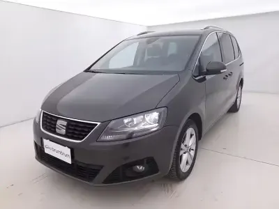 Käytetty Seat Alhambra XCELLENCE 150 HP (110 kW) 2020 Ruskea Tila-auto