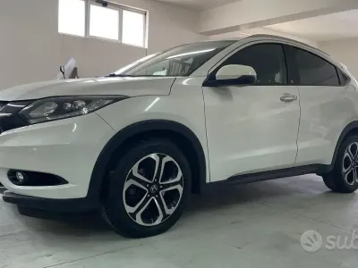 Usata Honda HR-V Executive 120 CV (88 kW) 2017 Bianco SUV