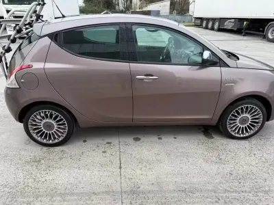 Usata Lancia Ypsilon