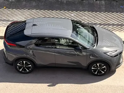 Nuova Toyota C-HR Trend 98 CV (72 kW) 2026 Grigio SUV