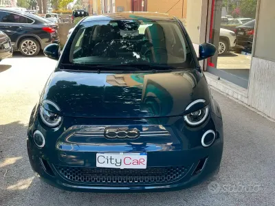 Second-hand Fiat 500e Icon 42 kW (58 CP) 2020 Verde Berlinǎ