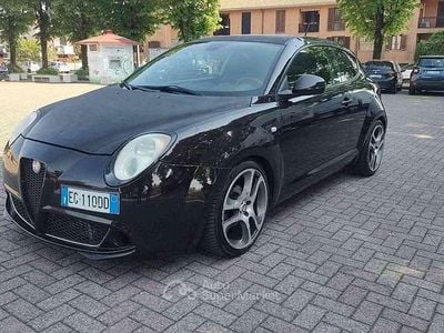 Begagnad Alfa Romeo MiTo Distinctive 135 HK (99 kW) 2011 Svart Halvkombi