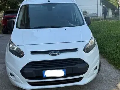 Begagnad Ford Transit Connect 120 HK (88 kW) 2017 Minibuss