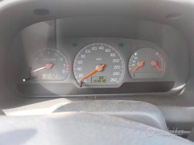 Occasion Volvo V40 109 ch (80 kW) 1999 Rouge Break