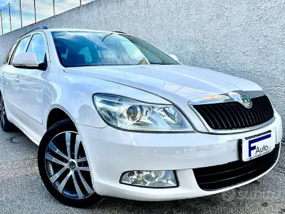 Usata Skoda Octavia Elegance 105 CV (77 kW) 2013 Bianco Station wagon