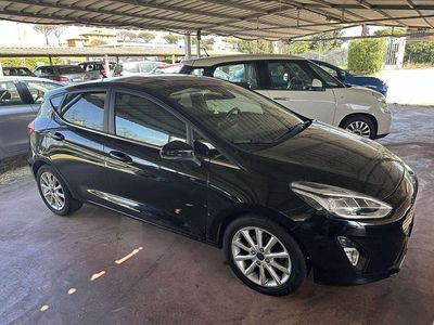 Begagnad Ford Fiesta Titanium 86 HK (63 kW) 2018 Svart Halvkombi