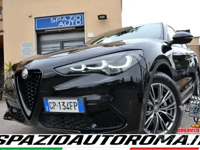 Usata Alfa Romeo Stelvio Sprint 160 CV (117 kW) 2023 Nero SUV