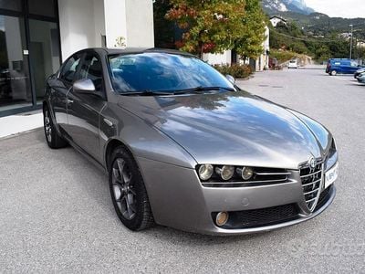 Usata Alfa Romeo 159 Exclusive 150 CV (110 kW) 2006 Grigio Berlina