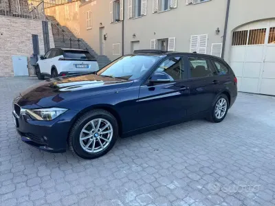 Usata BMW 316 Sport Line 116 CV (85 kW) 2012 Bluazzurro Station wagon