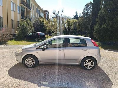 Usata Fiat Grande Punto Dynamic 95 CV (69 kW) 2006 Grigio Utilitaria