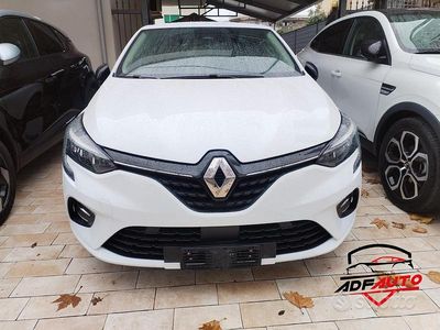 Usata Renault Clio V Intens 140 CV (102 kW) 2022 Bianco Berlina