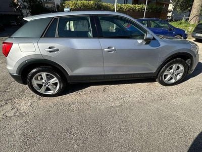 Usata Audi Q2 Business 116 CV (85 kW) 2019 Argento SUV