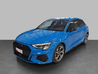 Usata Audi A3 S-Line 150 CV (110 kW) 2022 Bleu Berlina