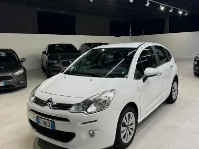 Usata Citroën C3 82 CV (60 kW) 2015 Bianco Berlina