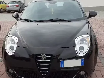Usata Alfa Romeo MiTo Distinctive 105 CV (77 kW) 2012 Nero Utilitaria