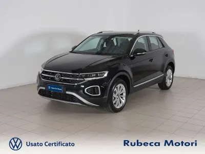 Usata VW T-Roc Style 110 CV (80 kW) 2024 Nero SUV