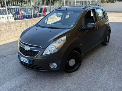 Usata Chevrolet Spark LS 65 CV (47 kW) 2011 Marrone Utilitaria