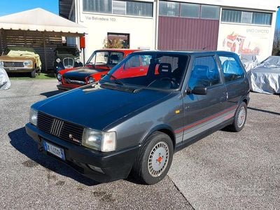 Käytetty Fiat Uno 105 HP (77 kW) 1985 Harmaa Viistoperä