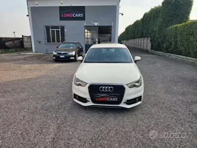 Usata Audi A1 Ambition 105 CV (77 kW) 2011 Bianco Utilitaria