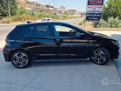 Usata Hyundai i20 N Line 100 CV (73 kW) 2024 Nero Utilitaria