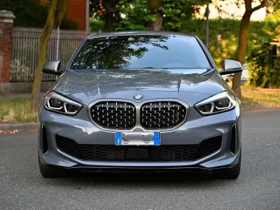 Usata BMW M135 Sport Line 306 CV (225 kW) 2020 Grigio Utilitaria