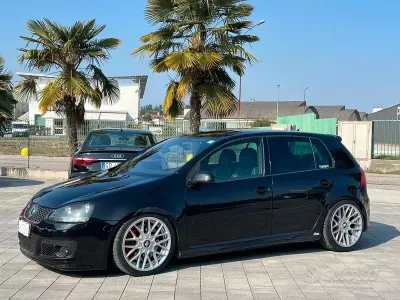 Usata VW Golf IV GTI 200 CV (147 kW) 2005 Nero Berlina