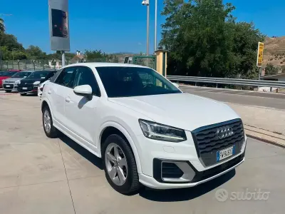 Usata Audi Q2 Admired 116 CV (85 kW) 2019 Bianco SUV