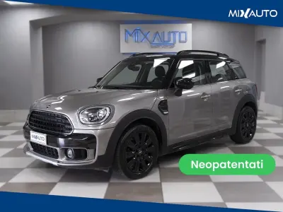 Usata Mini One Countryman 102 CV (75 kW) 2020 Giallo SUV