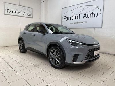 Nuova Lexus LBX 91 CV (66 kW) 2025 Gray SUV