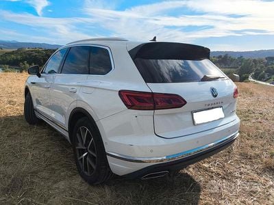 Usata VW Touareg 136 CV (100 kW) 2021 Bianco SUV