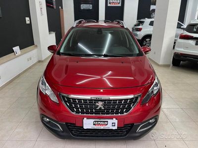 Usata Peugeot 2008 Allure 101 CV (74 kW) 2018 Rosso SUV