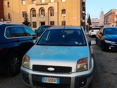 Usata Ford Fusion Titanium 2006 Grigio Monovolume