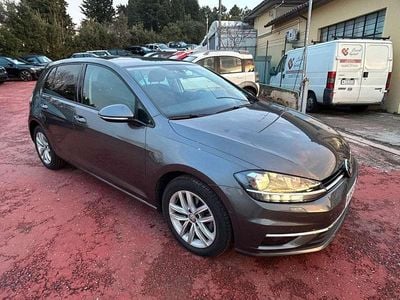 Usata VW Golf VII Trendline 116 CV (85 kW) 2017 Grigio Berlina