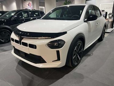 Nuova Lancia Ypsilon 101 CV (74 kW) 2025 Bianco marmo Utilitaria