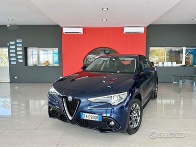 Usata Alfa Romeo Stelvio Super 179 CV (131 kW) 2019 Blu SUV