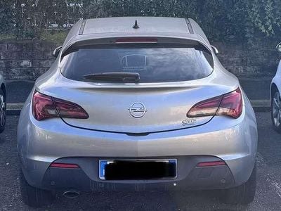 Occasion Opel Astra GTC Cosmo 165 ch (121 kW) 2011 Berline