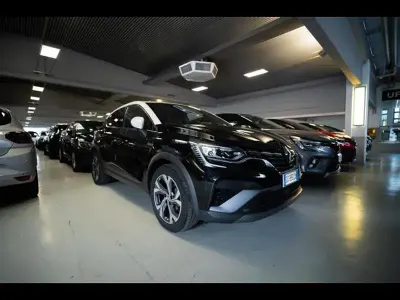 Usata Renault Captur RS Line 90 CV (66 kW) 2021 Nero SUV