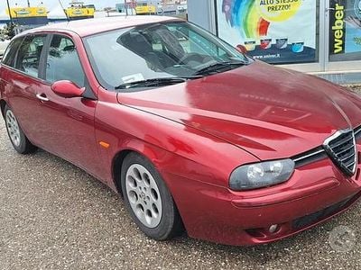 Usata Alfa Romeo 156 140 CV (102 kW) 2003 Rosso Station wagon